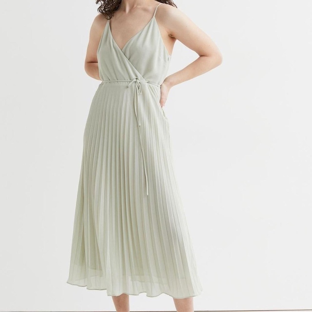 NWT H&M Pleated Wrap Style Dress